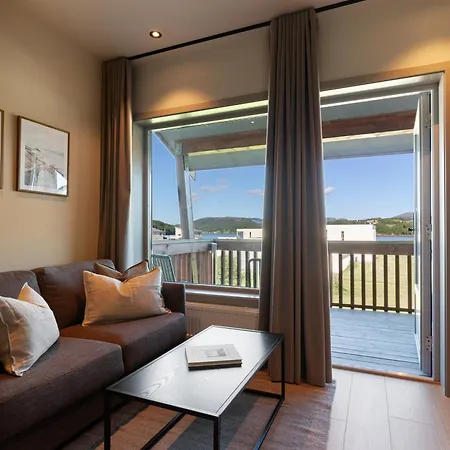 Hotel Bjugn 3*