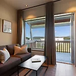 Hotel Bjugn 3*
